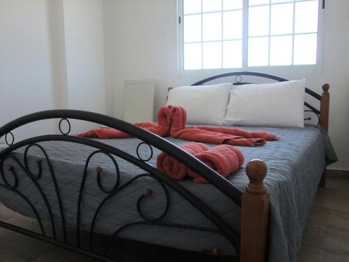 Frangeskos Beach Apartment'S Dhekelia Extérieur photo